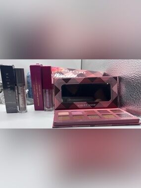 Eye Makeup 💓 Bundle
Violet Voss, Cover FX  & Ace liquid 
Eyeshadow & Palette